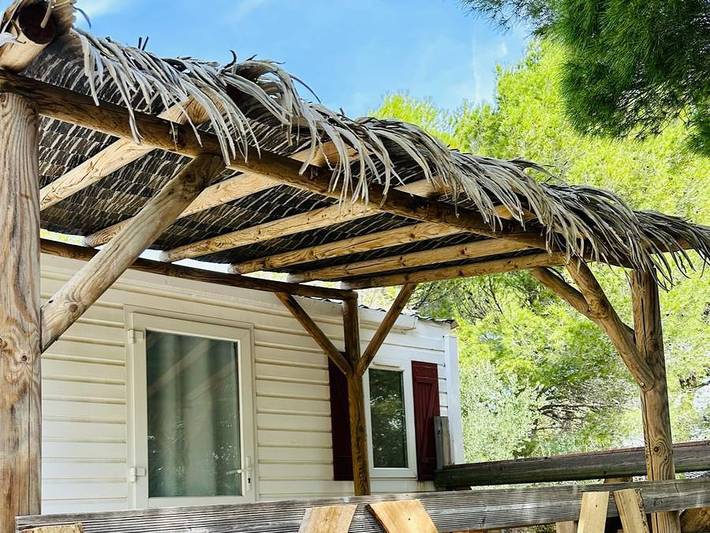 Camping pour 4 personnes, avec bassin pour enfant dans le Languedoc-Roussillon - 3