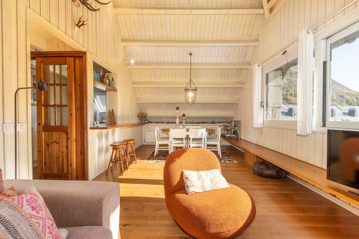 Gîte pour 9 personnes, avec jacuzzi dans Vielha - 2