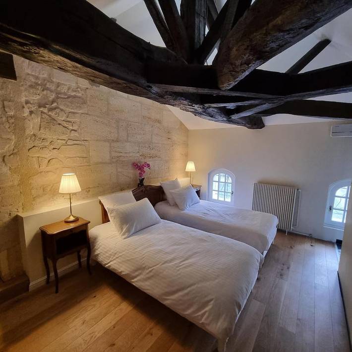 Location de vacances pour 15 personnes, avec piscine à Saint-Ciers-d'Abzac - 2