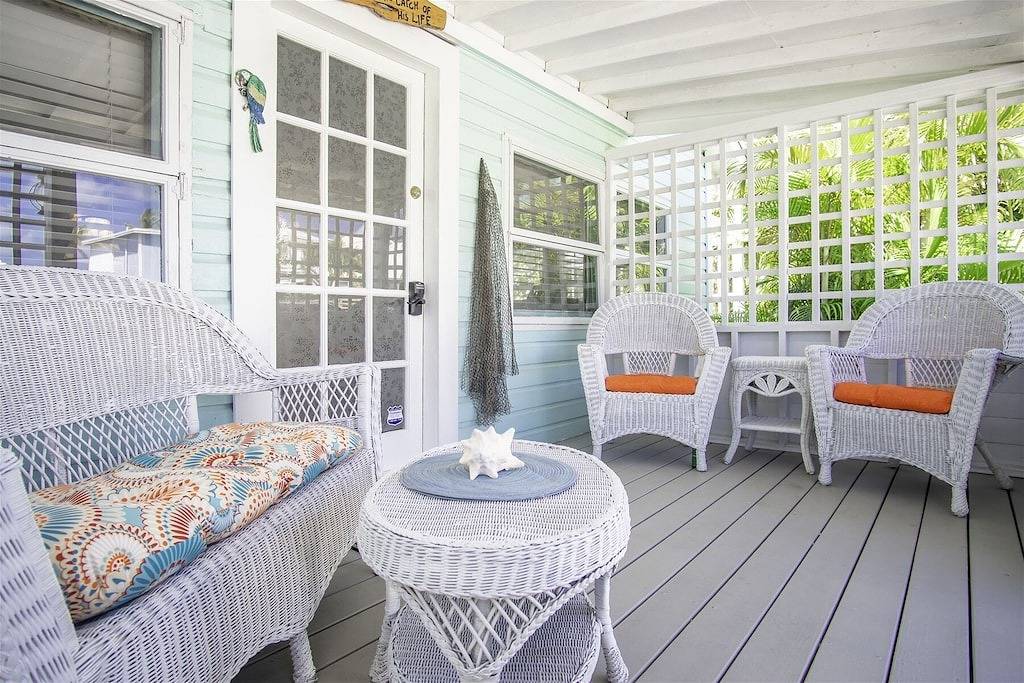 Conch Key Cottage 2 bed 1 bath home w/ramp access in Duck Key, Monroe County