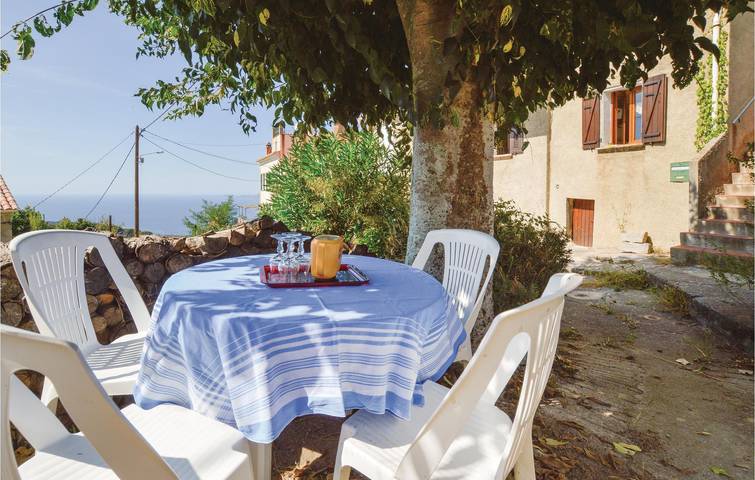 Gîte pour 5 personnes, avec terrasse à Calcatoggio - 3