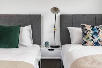 Apartment for 5 People in Bromley, London, Photo 3