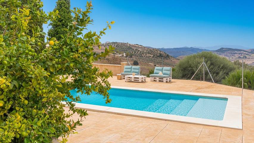 Chalet para 6 personas, con piscina y balcón/terraza en Antequera - 3