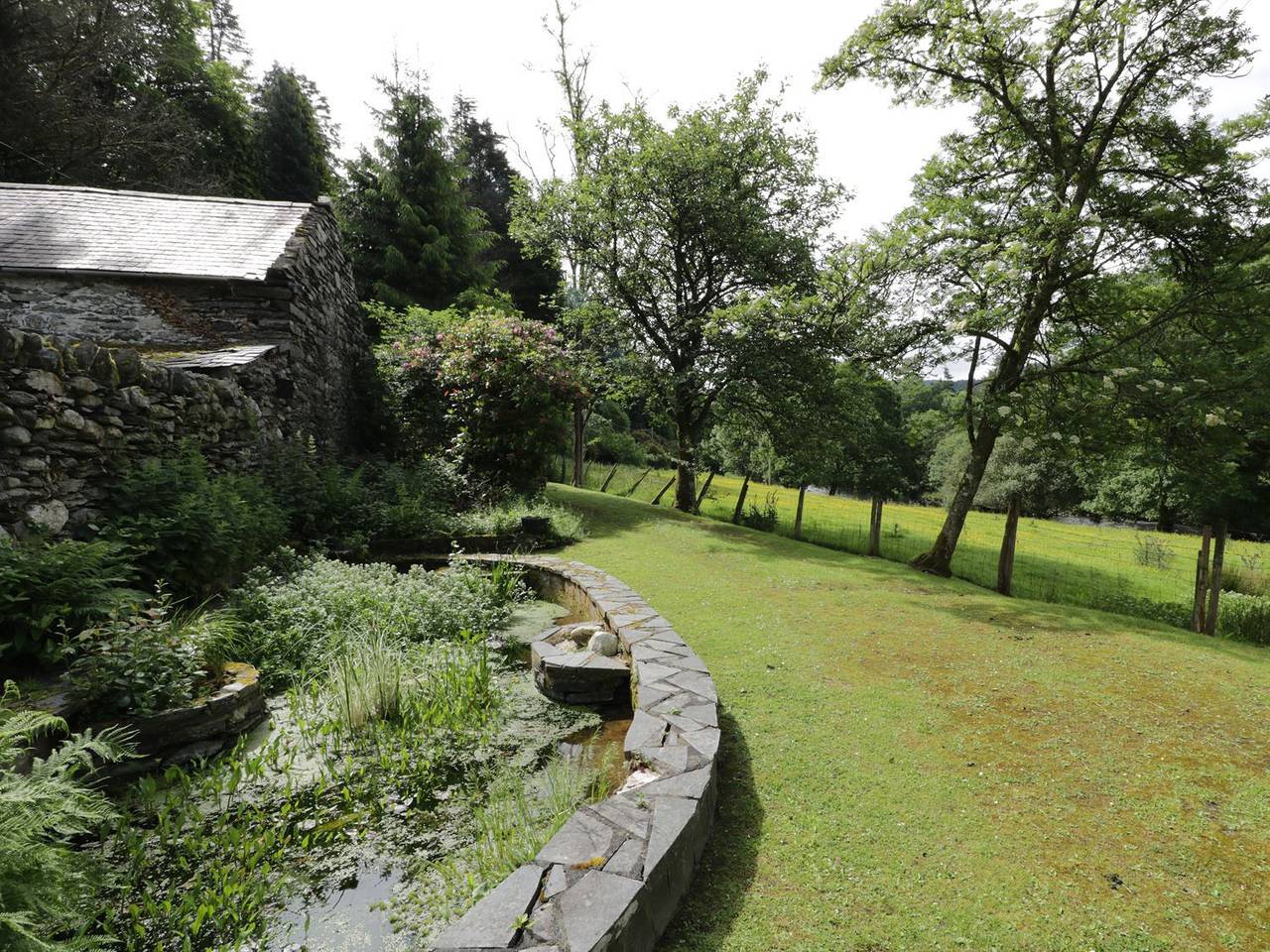 Beaver Grove Cottage in Betws-y-Coed, Snowdonia