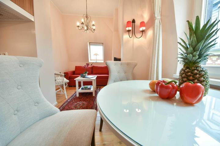 Ganze Wohnung, Villa Magdalena 06 - klassische Bäderarchitektur - sehr strandnah in Drei Kaiserbäder, Heringsdorf