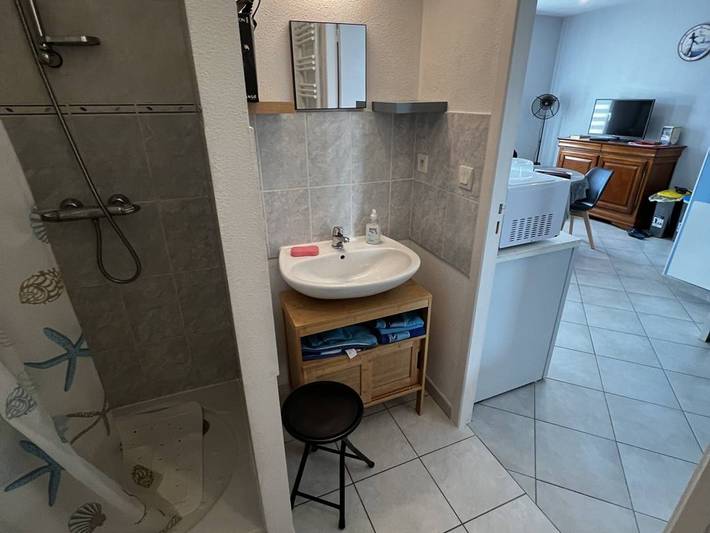 Ganzes Studio, Plouhinec: Charmantes Studio mit Wlan, Parkplatz und Haustiere erlaubt in Plouhinec (Morbihan), Côte des Mégalithes