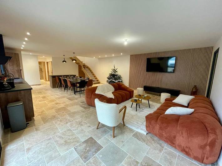 Location de vacances pour 12 personnes, avec piscine et terrasse ainsi que jacuzzi et jardin à Saint-Saëns (Seine-Maritime) - 4