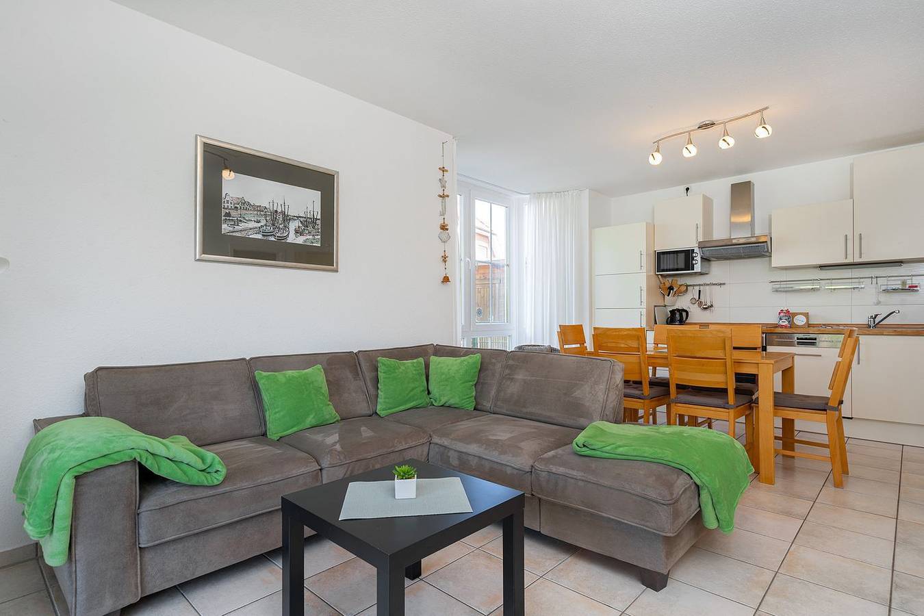 Ganze Wohnung, Ferienwohnung direkt am Wasser in Greetsiel, Krummhörn