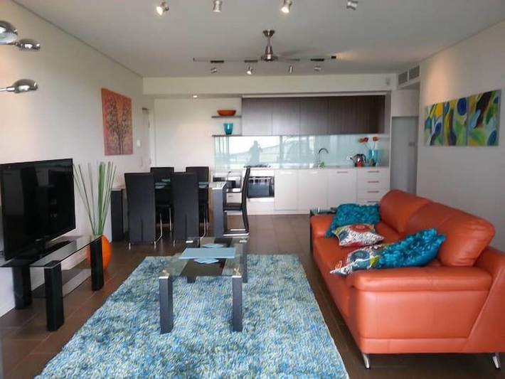 Holiday rental for 3 people, with balcony and pool in Darwin