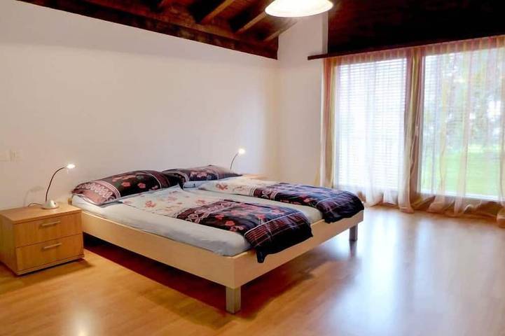 Geheel appartement, Von Allmen in Wilderswil, Meer van Thun