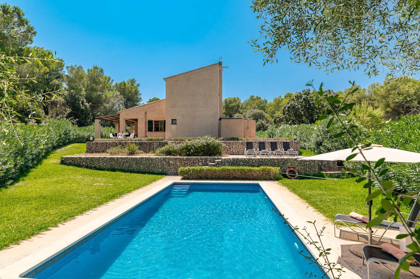 Cómoda villa en Mallorca para 6, playa a 9 km in Artà, Mallorca Este