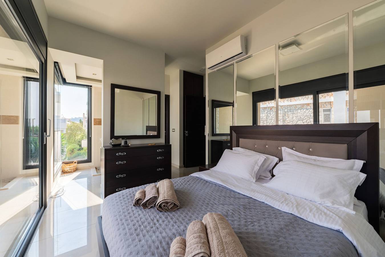 Ixia Luxury Breeze Villa in Ialysos, Rhodos