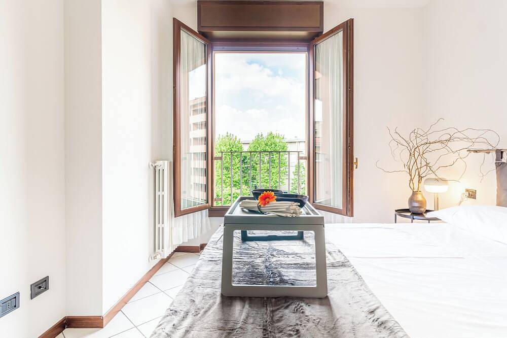 Appartamento intero, Cielo C18 by Houset - Due Camere da Letto Appartamento, Ospiti Massimo 5 in Monza, Brianza