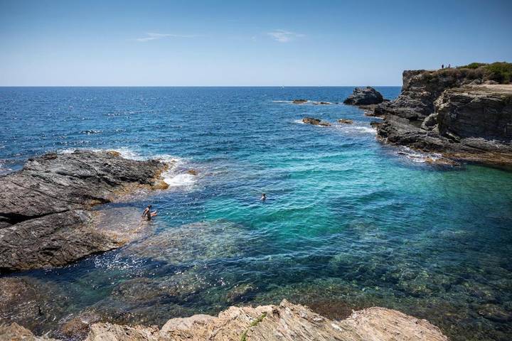 Camping pour 5 personnes, avec terrasse et piscine, animaux acceptés à La Seyne-sur-Mer - 4