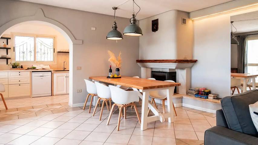 Gîte pour 8 personnes, avec jardin et piscine à Cala Liberotto - 3