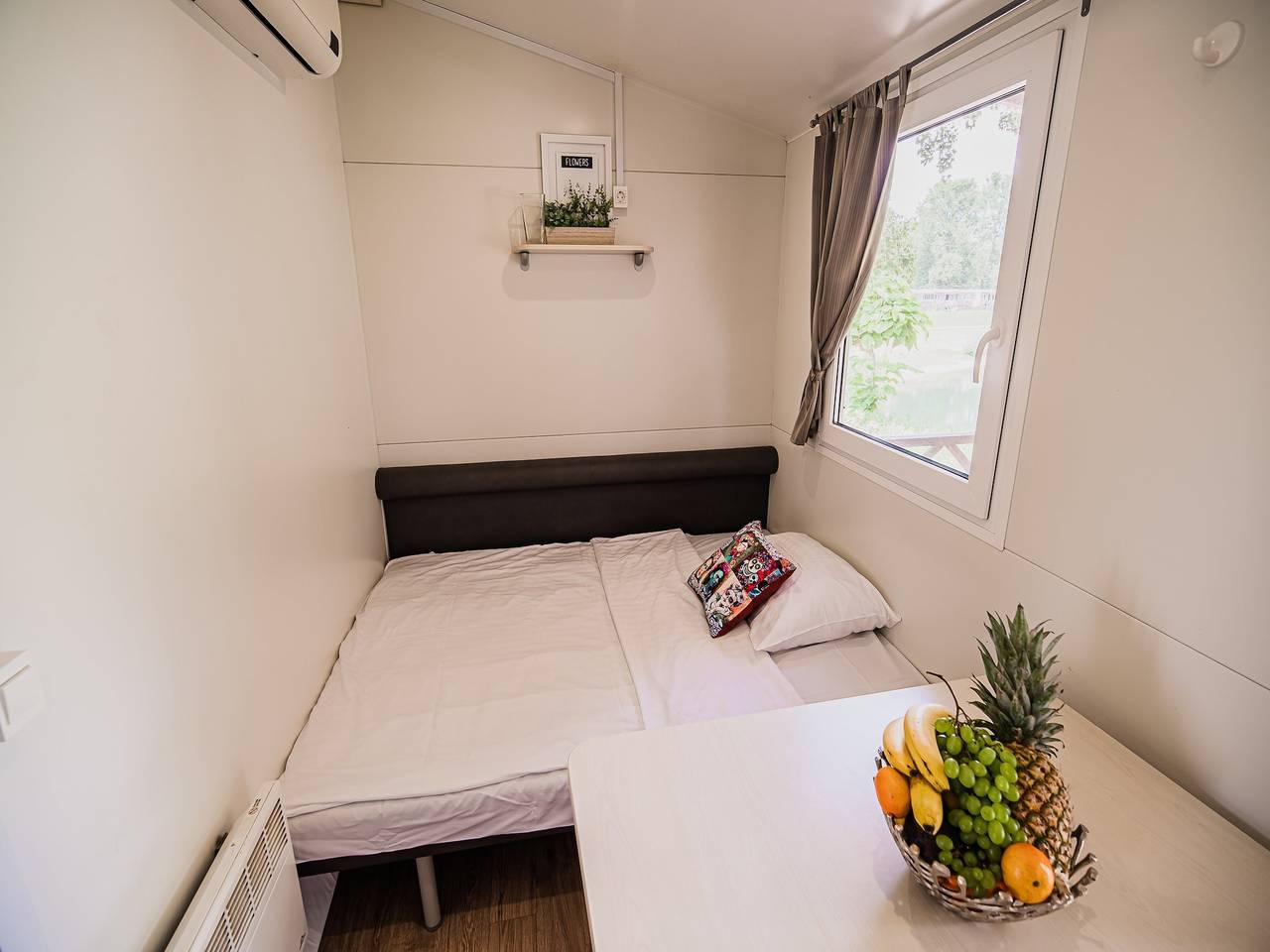 One Bedroom Mobile Home with Lake View (owner 4) in Rann, Untersteiermark