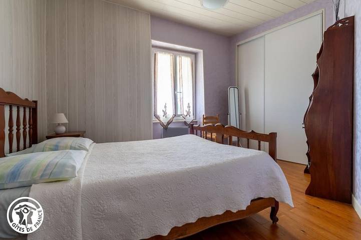 Location de vacances pour 4 personnes, avec jardin, animaux acceptés à Orbeil (Puy-de-Dôme) - 3