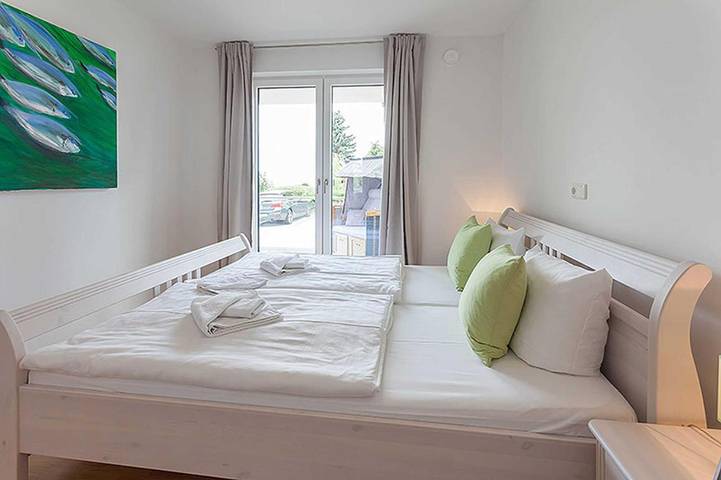 Ferienhaus mit Meerblick für 3 Personen, mit Ausblick und Seeblick sowie Balkon in Sassnitz - 4