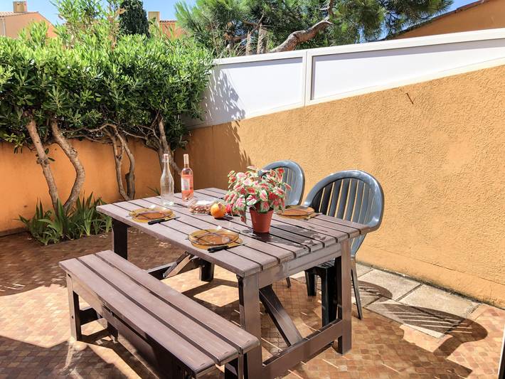 Appartement de vacances pour 4 personnes, avec terrasse et jardin, animaux acceptés