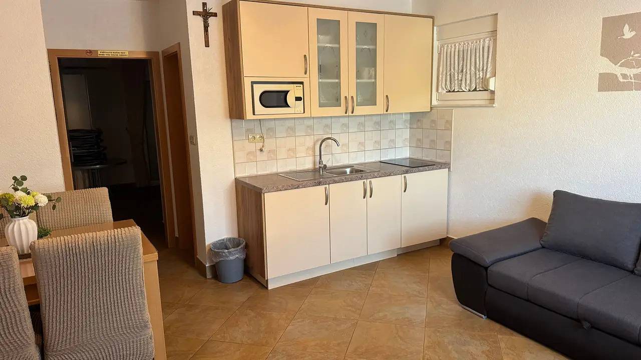 Ganze Ferienwohnung, Ferienwohnung für 4 Personen (33 m²) in Zablaće in Sibenik, Šibenik-Knin