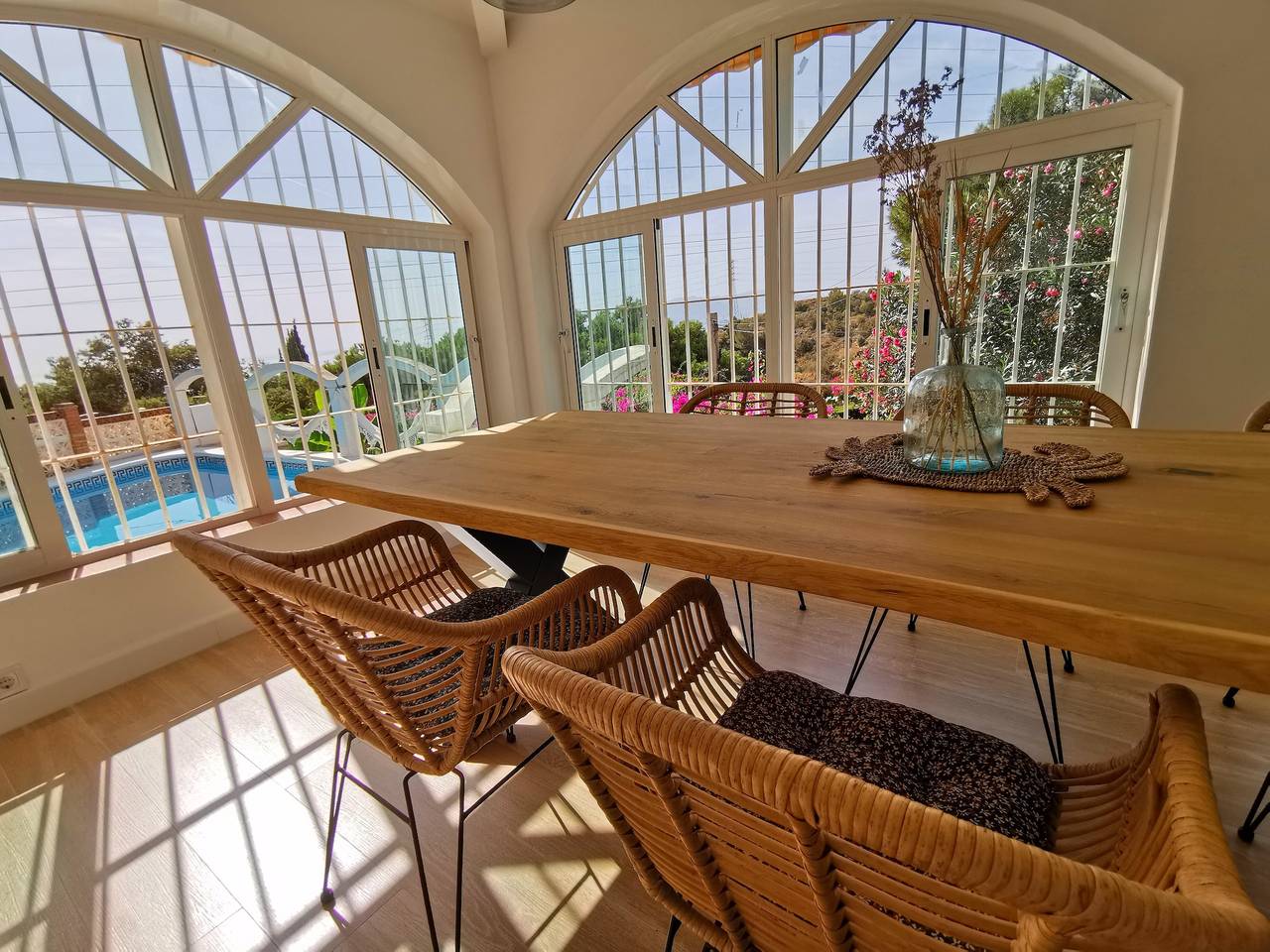 Villa « Andalusienne » avec vue sur la mer, Wi-Fi et climatisation in Málaga (Este), Malaga