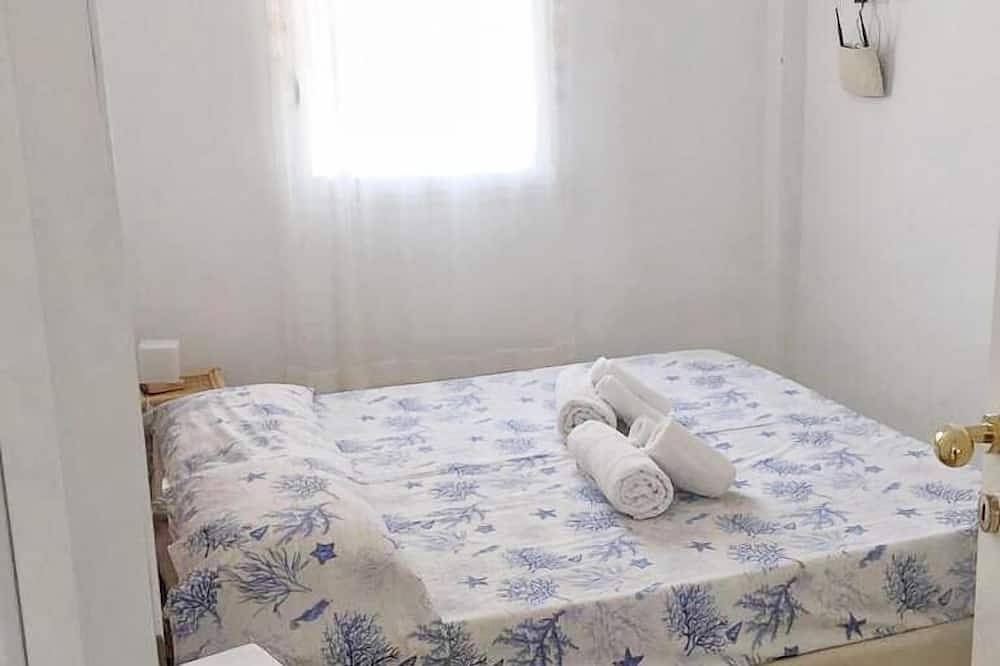 Blue Eden Nest – Paradies einen Meter vom Meer entfernt in privaten Pinienwald in Parco Nazionale dell'Arcipelago di La Maddalena, La Maddalena