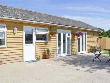 Glamping for 4 People in Bilsington, Kent, Photo 1