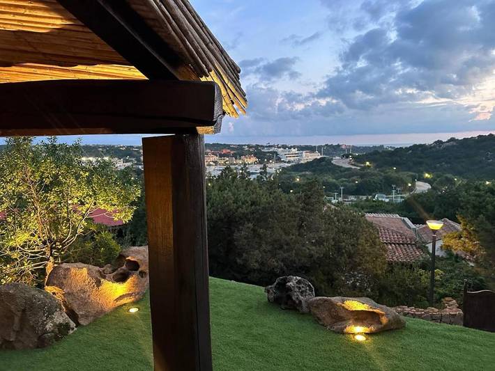 Villa pour 5 personnes, avec vue ainsi que piscine et jardin à Porto Cervo - 2