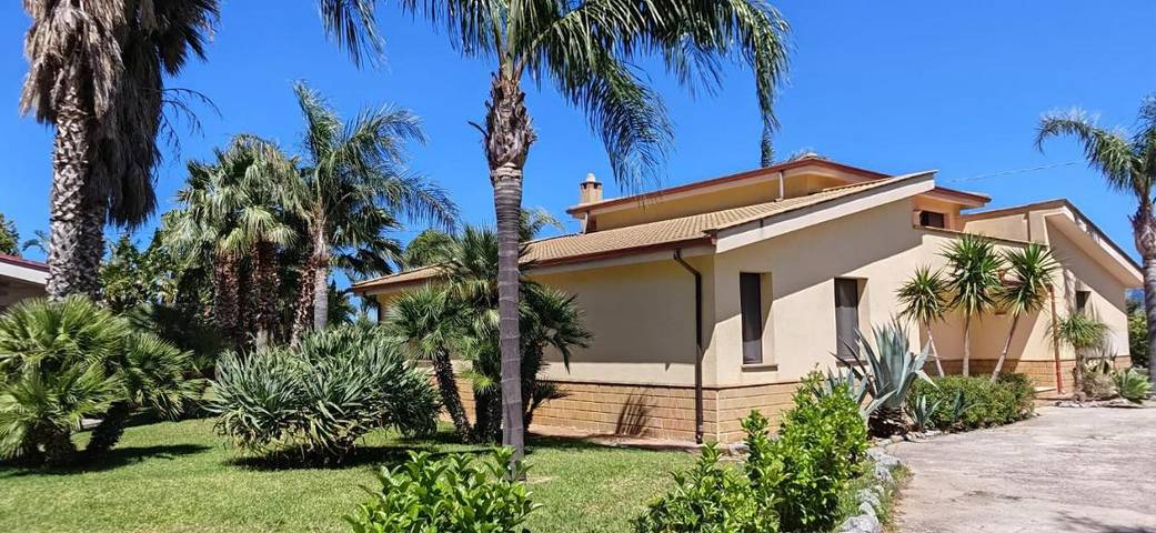 Villa pour 7 personnes, avec jardin ainsi que jacuzzi et piscine à Carini - 2