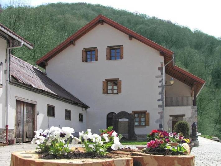 Casa rural para 10 personas, con Terraza y Vistas en Valle de Aezkoa