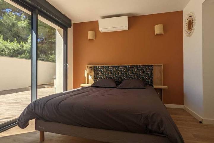 Location de vacances pour 10 personnes, avec jardin et terrasse, animaux acceptés à Colombiers - 2