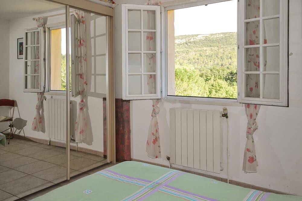 Schönes Zuhause in St. Anastasie s. in Sainte-Anastasie-sur-Issole, Mittelmeerküste (Frankreich)