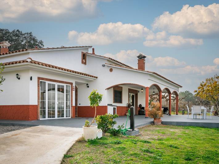 Apartamento para 7 personas, con Terraza y Jardín en La Riera