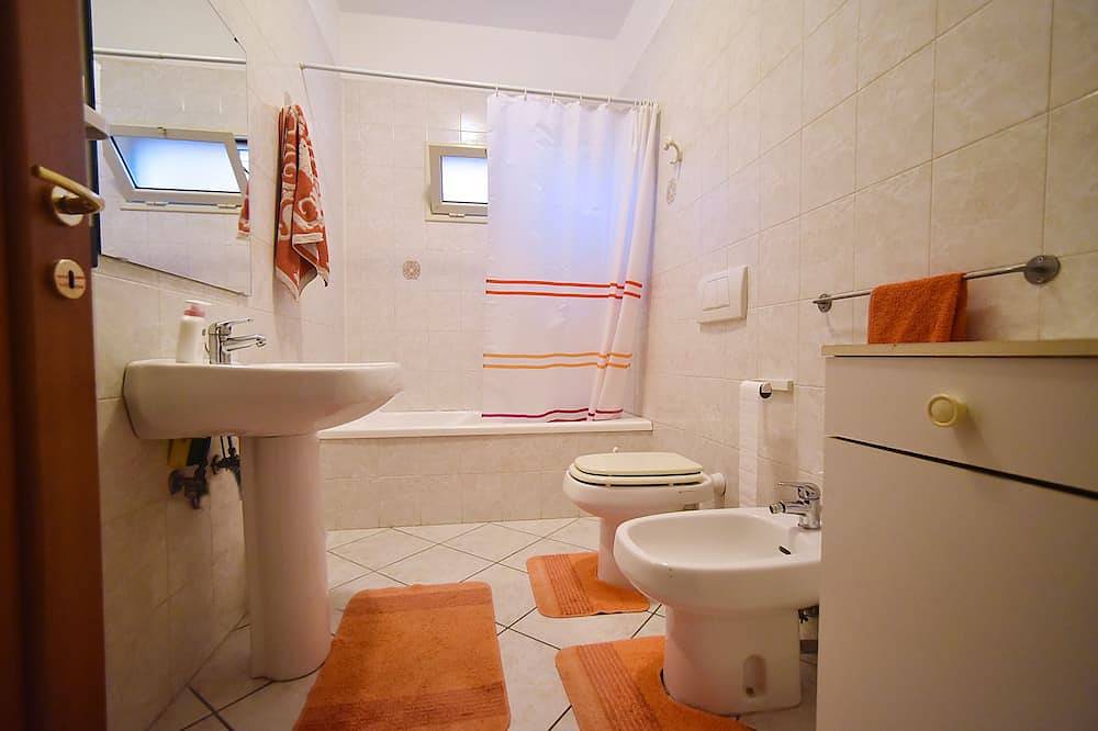 Apartamento entero, Hermosa casa de vacaciones en la zona central in Galípoli, Golfo de Tarento