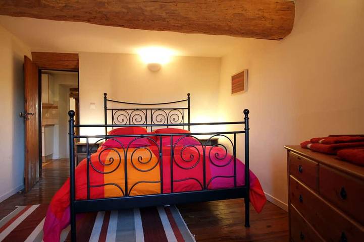 Location de vacances pour 12 personnes, avec piscine ainsi que jardin et terrasse à Saint-Félix-de-Tournegat - 2