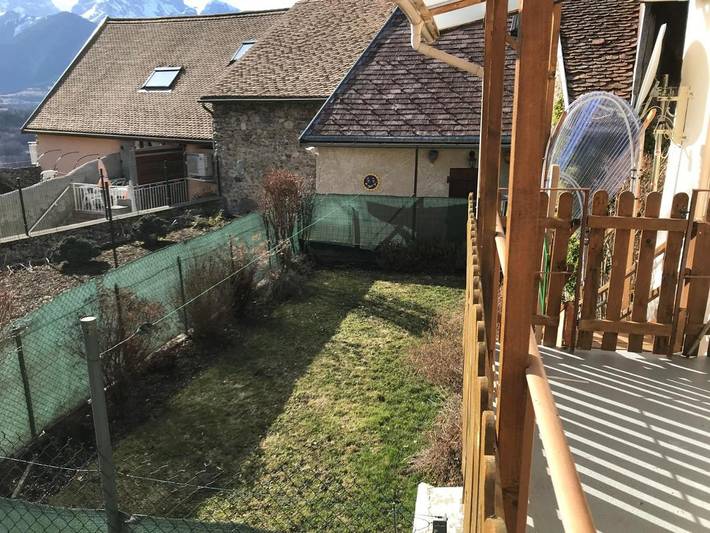 Location de vacances pour 8 personnes, avec vue ainsi que terrasse et jardin dans Lac du Sautet - 3