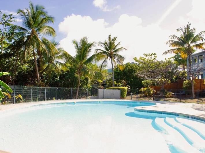 Villa pour 4 personnes, avec vue ainsi que piscine et jardin dans Saint Martin