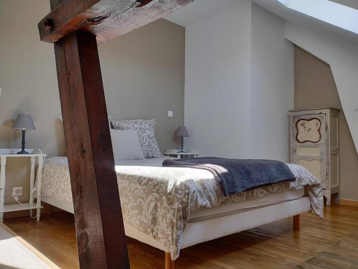 Chambre d’hôte pour 4 personnes, avec Terrasse et Jardin à Guilliers
