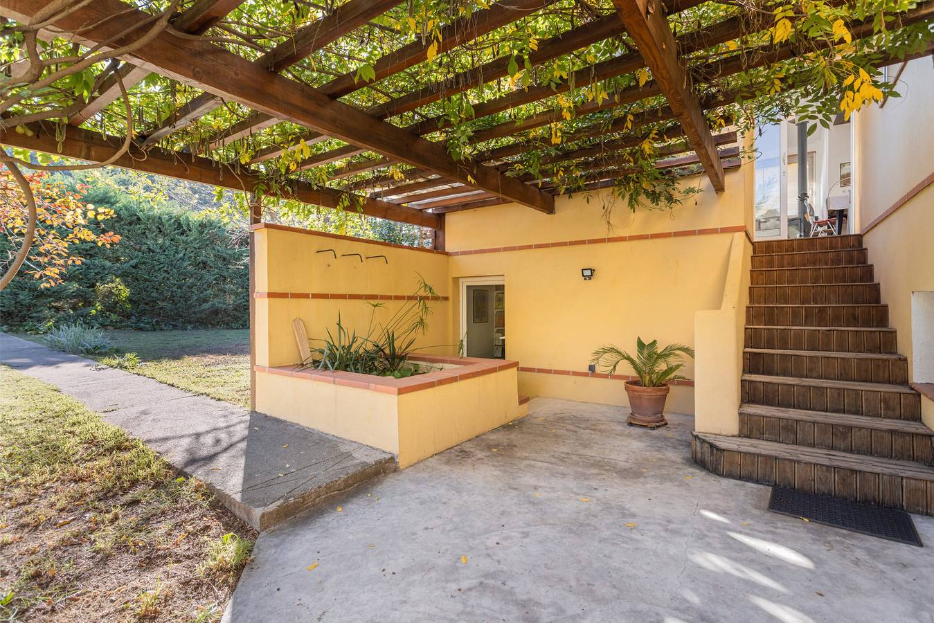 Apartamento entero, Apartamento 'Céret' con vistas a la montaña, piscina compartida y Wi-Fi in Céret, Región Céret