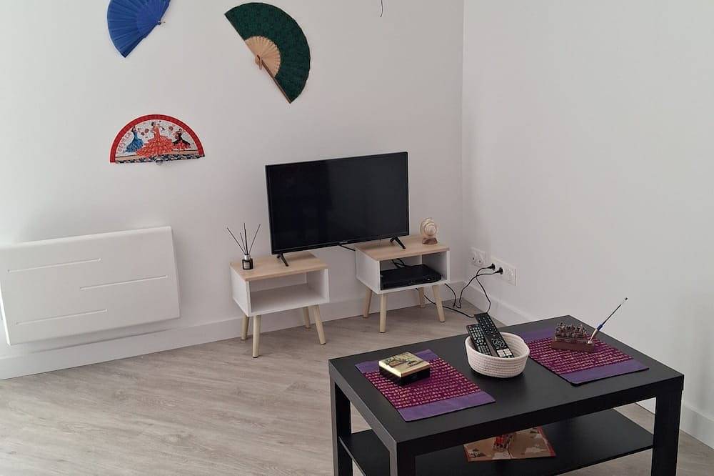 Apartamento entero, Charming T2 garden refurbished ideally located in Guilers, close to Brest in Guilers, Región de Brest