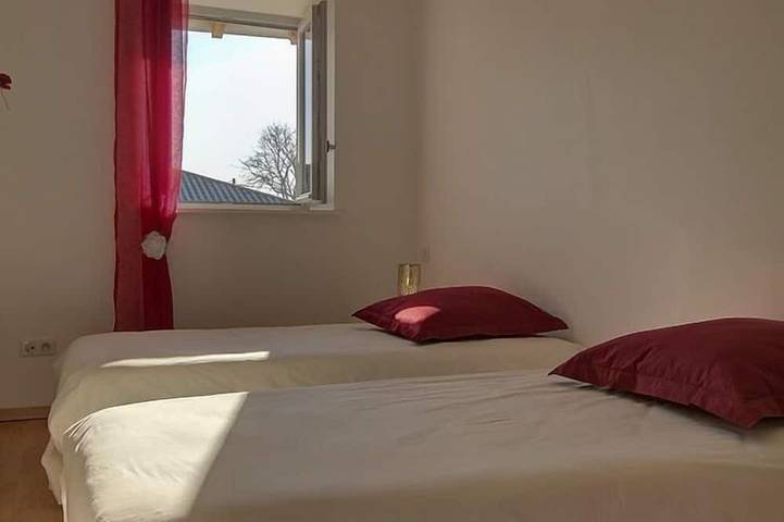 Location de vacances pour 6 personnes, avec jardin à Saint-Bénigne - 4