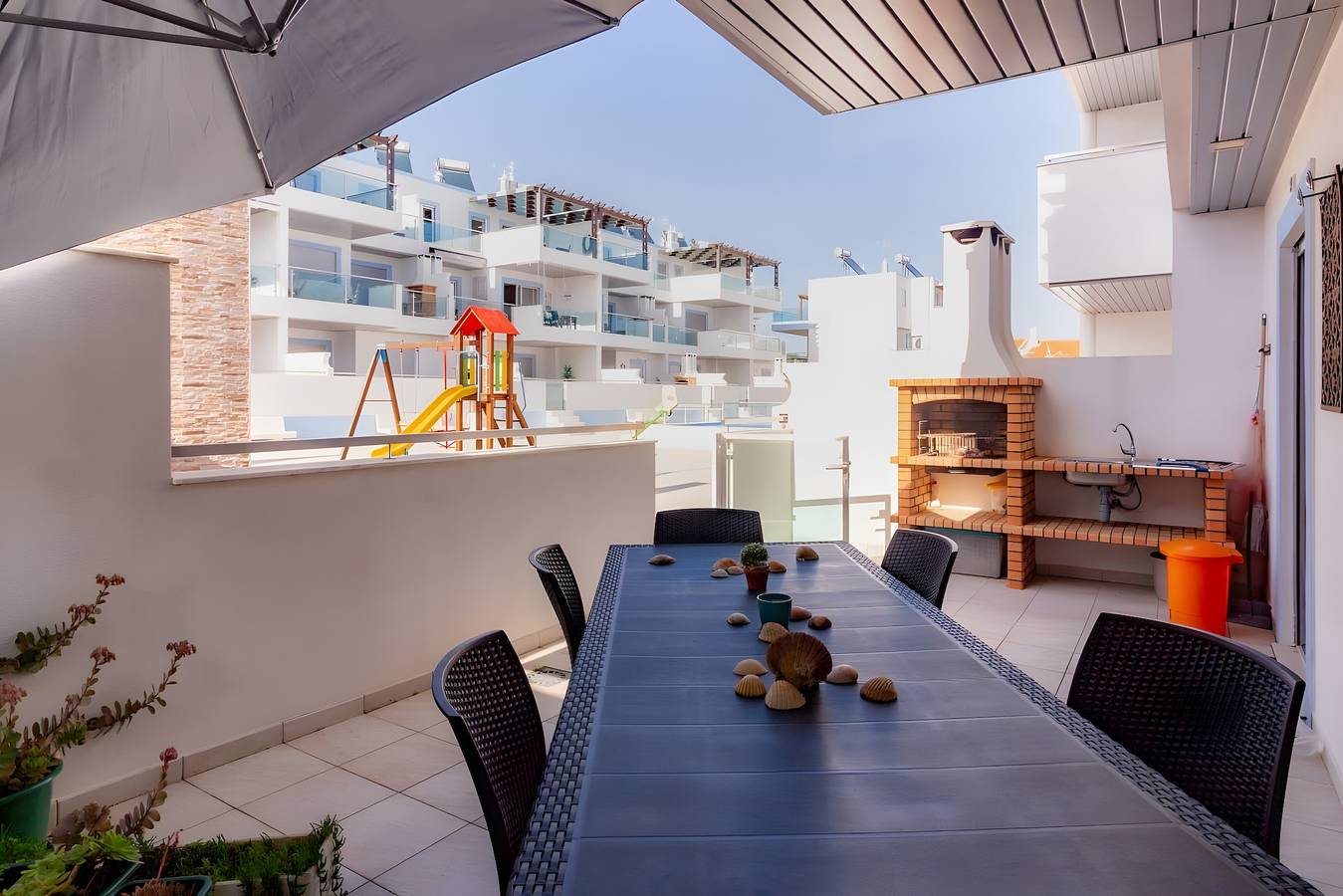 Apartamento inteiro, Apartamento 'Numar Beach Residence' com piscina partilhada, Wi-Fi e ar condicionado in Manta Rota, Ria Formosa