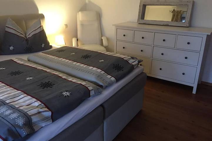 Ganze Wohnung, Ferienwohnung Romantica in Baunigl, Riedering
