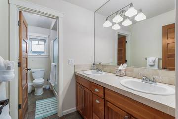 Vacation House for 8 Guests in Pacific City, Tillamook County, Picture 2