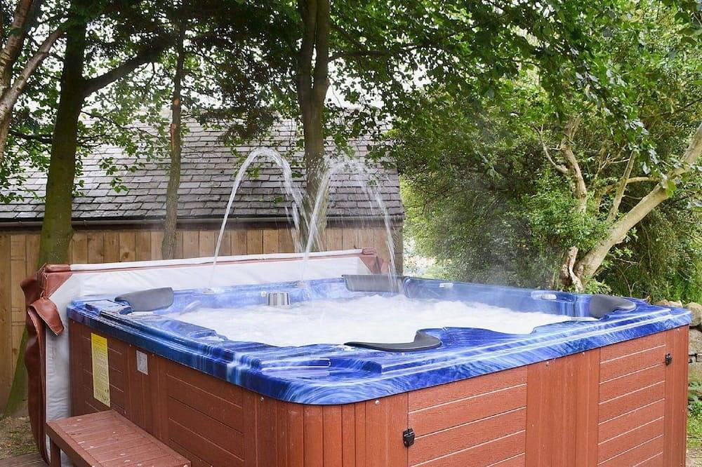 Cottage for 9 People in Northumberland, North East England