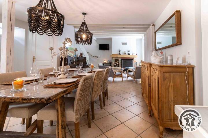 Gîte pour 6 personnes, avec terrasse à Bonac-Irazein - 3