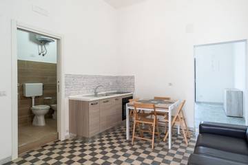 Apartment for 2 People in Bari, Via Francigena, Photo 2