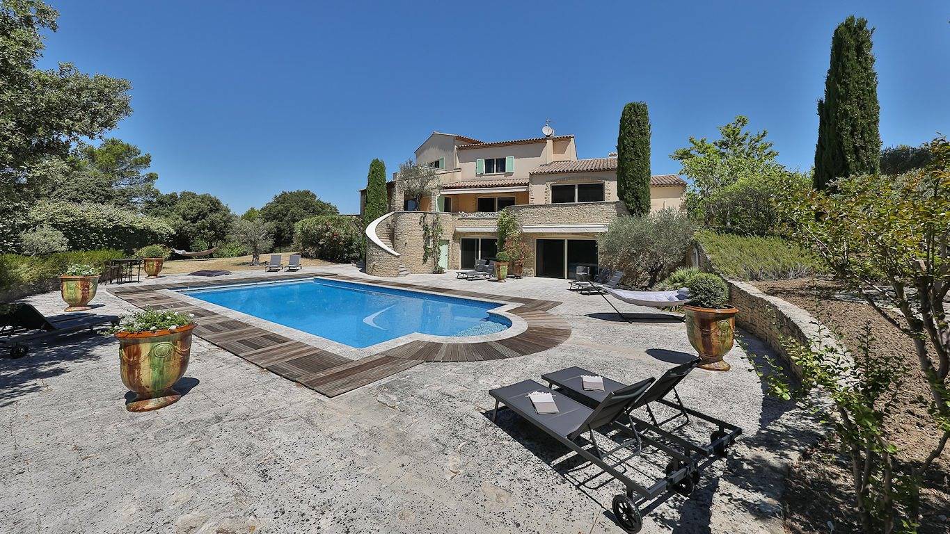 Chambres d'hôtes Quintessence, Provence - Luberon - Chambre « Grenade & Chocolat » in Goult, Parc naturel régional du Luberon