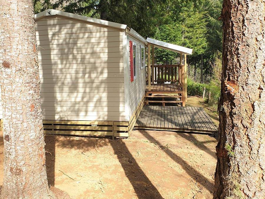 Flower Camping Le Belvédère - Mobile home 4 persons - Standard - Sianne in Neuvéglise, Saint-Flour region