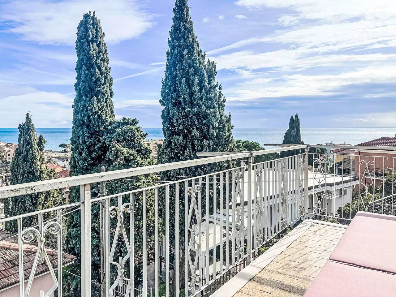 Apartamento entero, 3 estancias 5 Personas in San Lorenzo al Mare, Riviera di Ponente